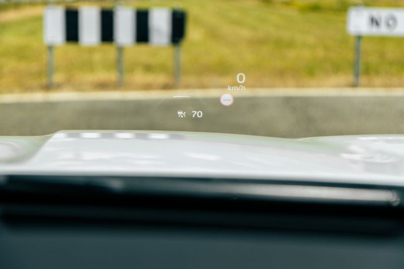 Mitsubishi Outlander Image